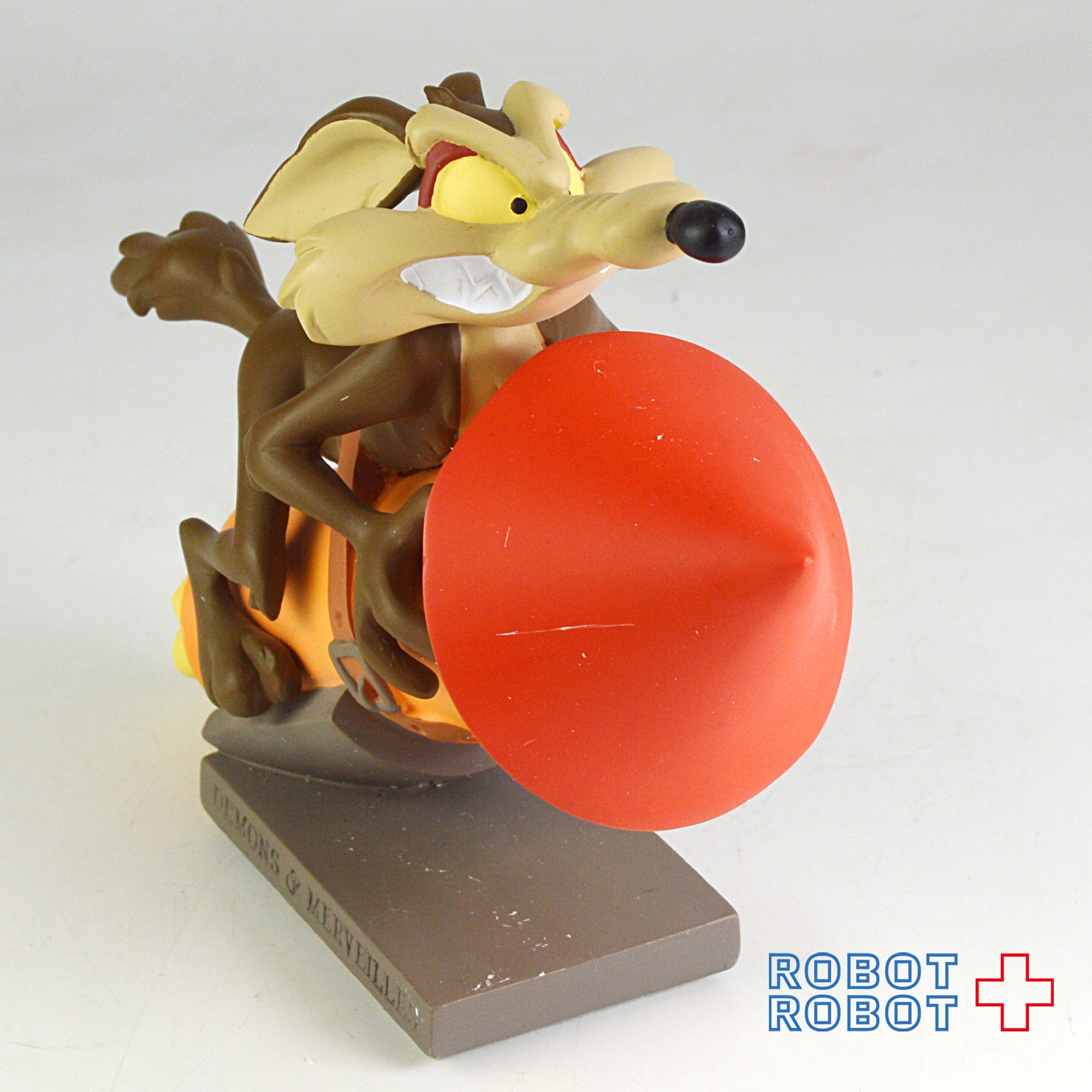 ワイリー・コヨーテ 陶器フィギュア – ROBOTROBOT