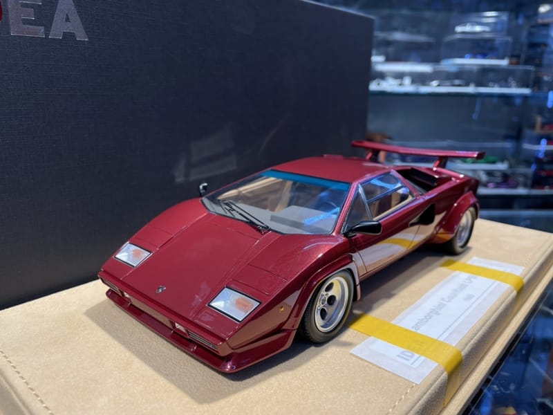 MakeUp IM067F Lamborghini Countach LP5000 QV 1985 1/18