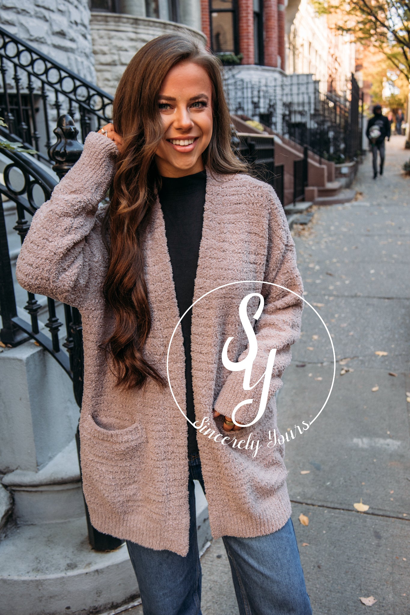 Barefoot Dreams: CozyChic Boucle Welt Pocket Cardigan - Deep Taupe