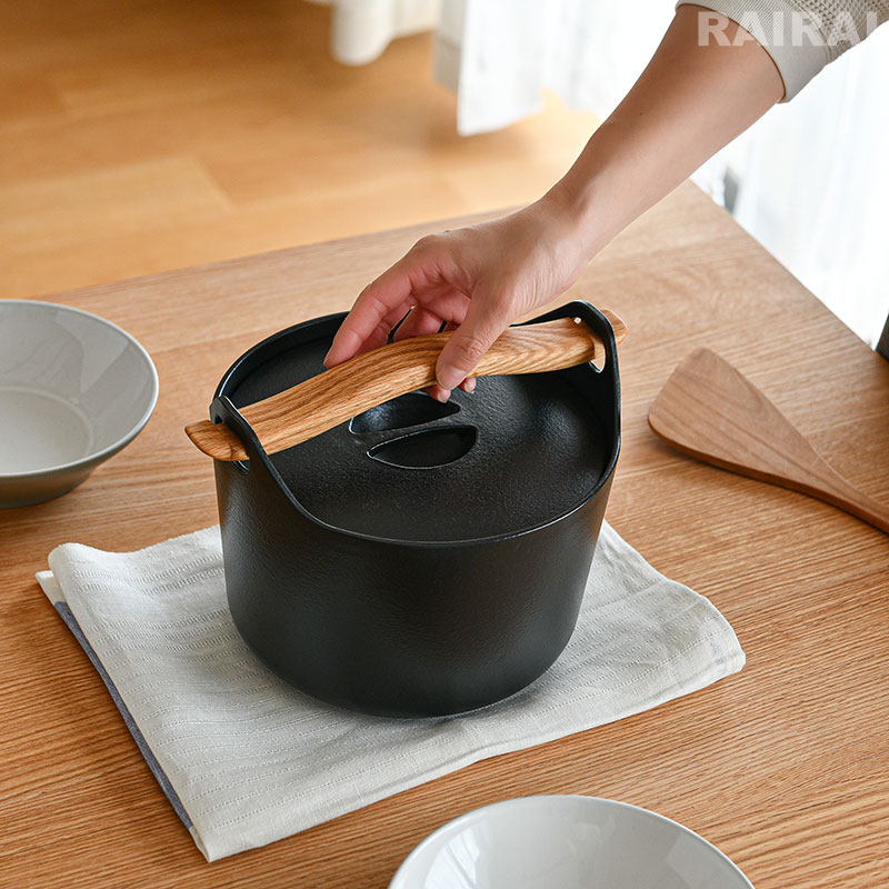 iittala（イッタラ） サルパネヴァ キャセロール 鍋 3.0L 21.5cm