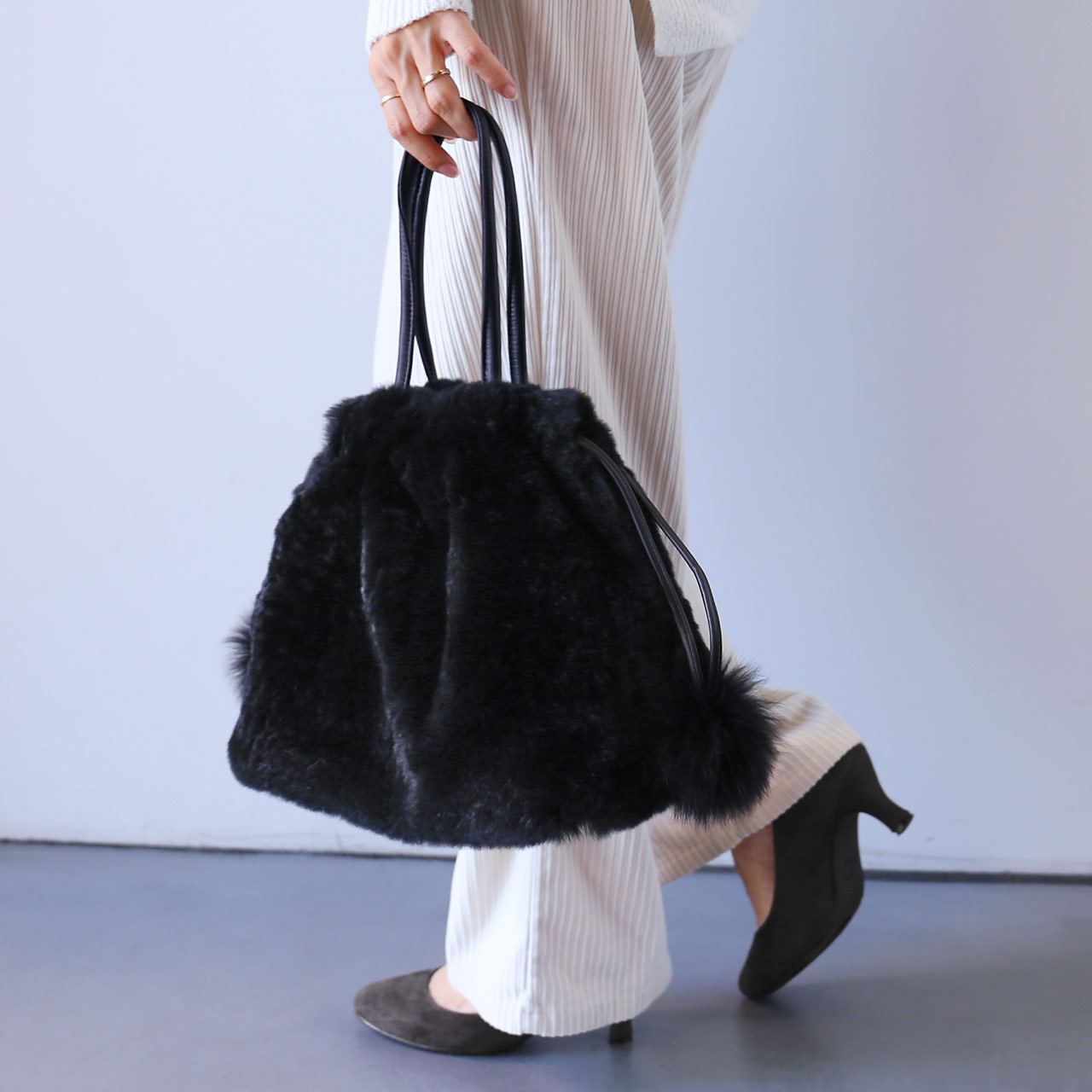 sankyo shokai（三京商会） ＜爆買＞レッキス ファーバッグ 巾着