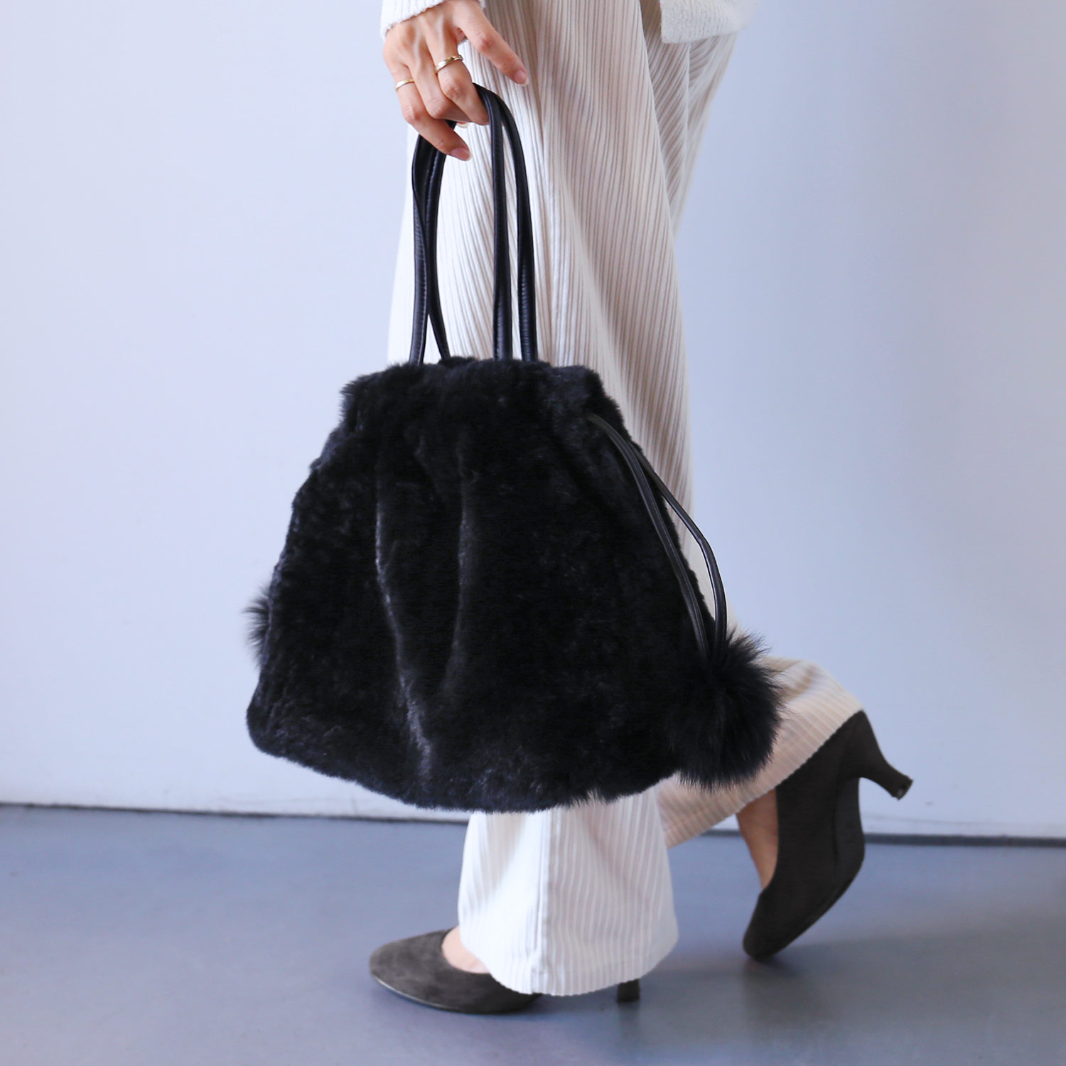 sankyo shokai（三京商会） ＜爆買＞レッキス ファーバッグ 巾着