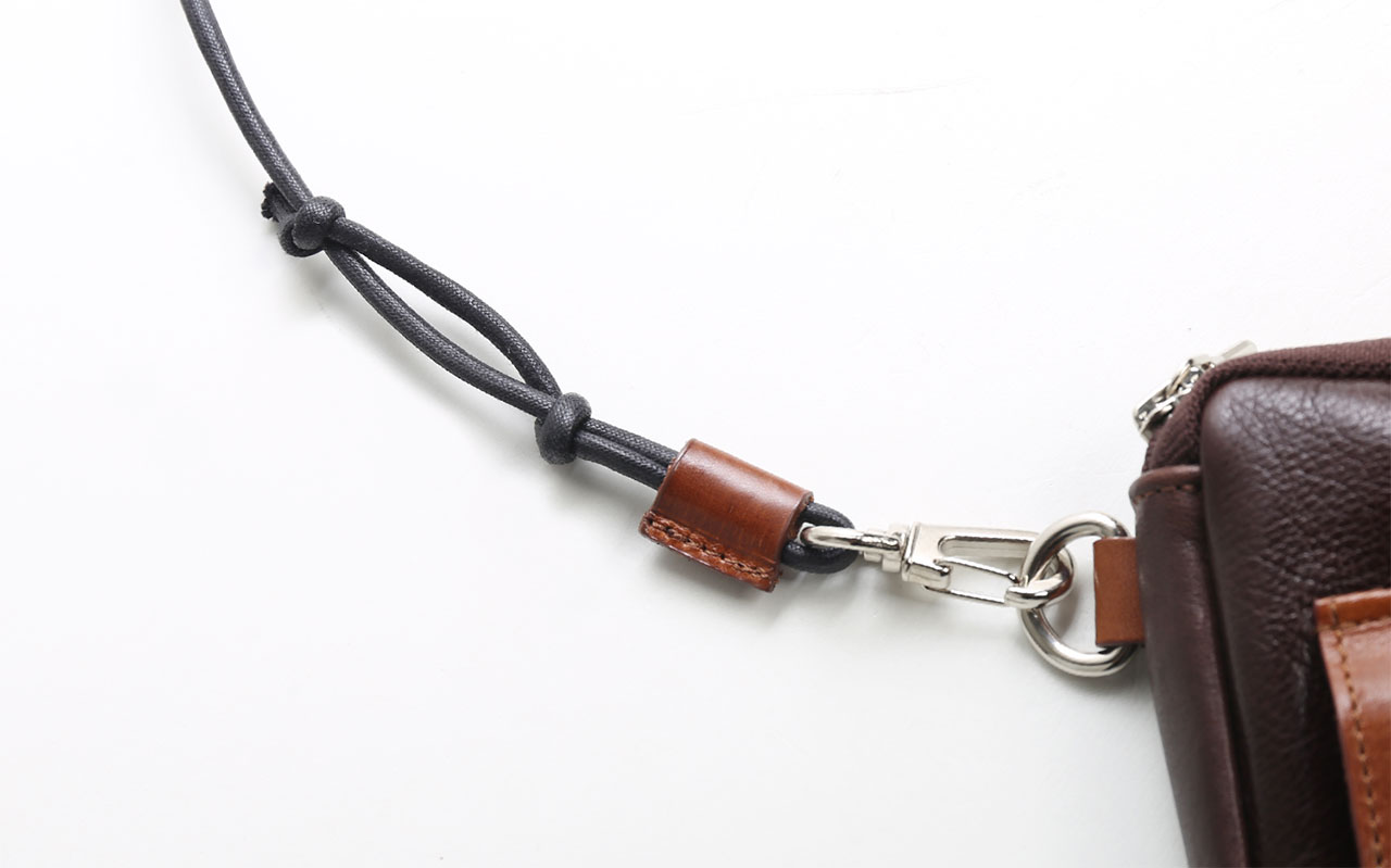 Jamale（ジャマレ） ＜爆買＞Jamale 日本製 牛革 スマホポーチ ネック