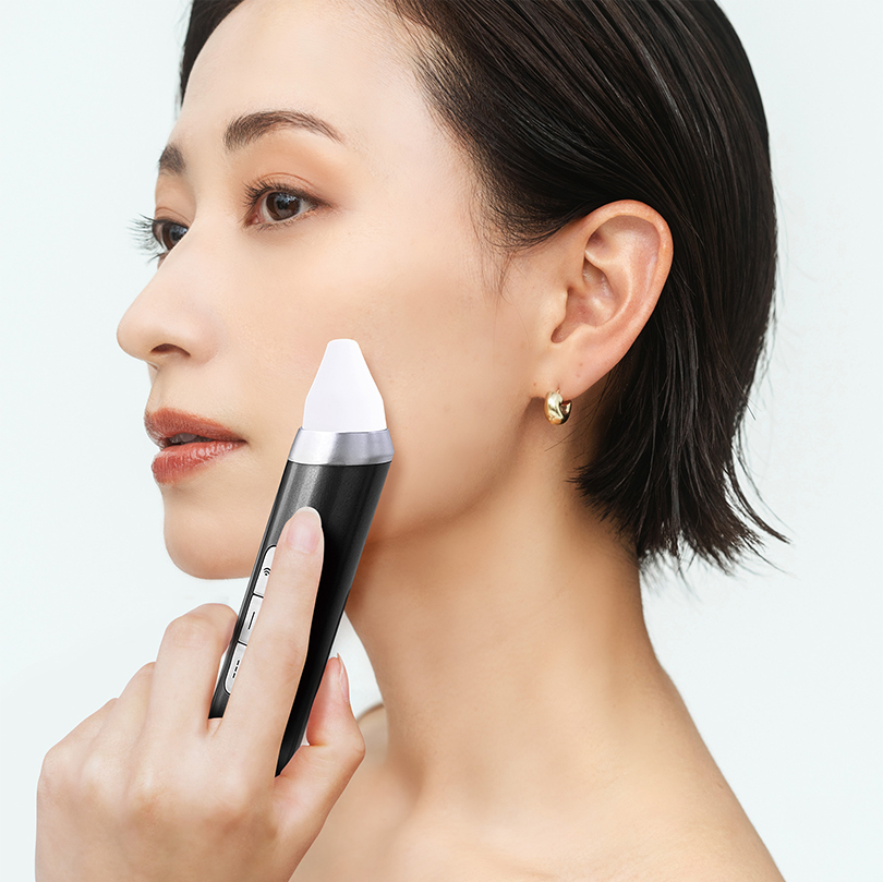 ケアナサクション ミテス 毛穴吸引器 カメラ付き 黒ずみ ケア 角栓