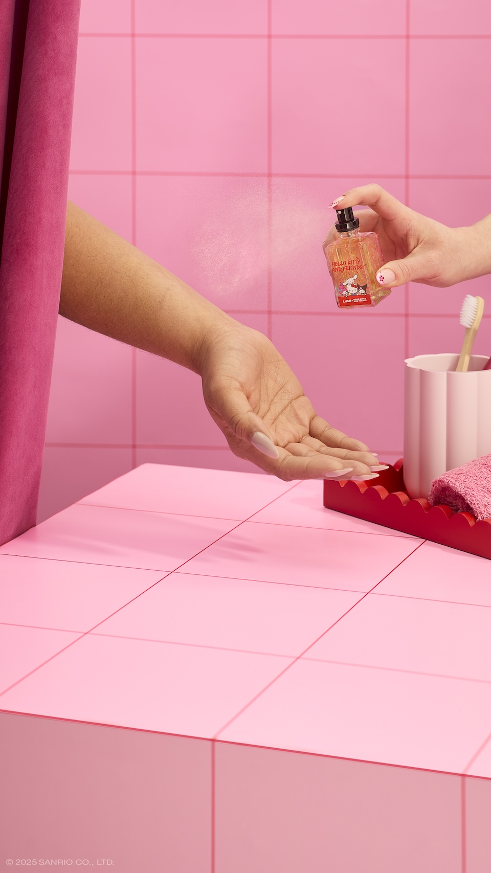 LUSH（ラッシュ） 公式 ハローキティ＆フレンズ パフューム × Hello