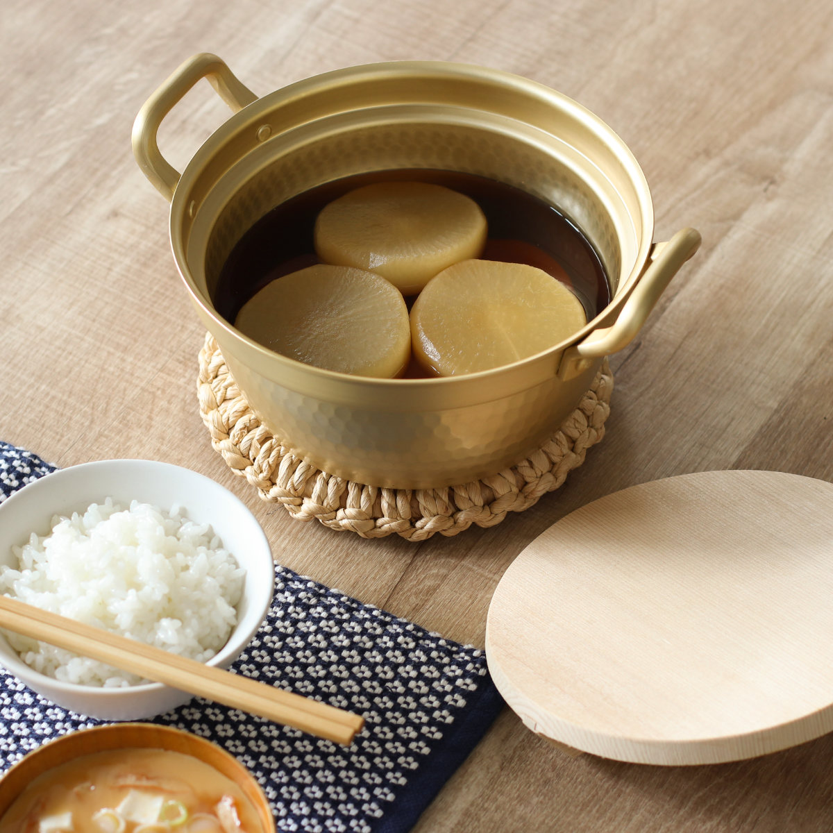 北陸アルミニウム 両手鍋 18.5cm 小伝具 アルミ段付鍋 木蓋付 日本製