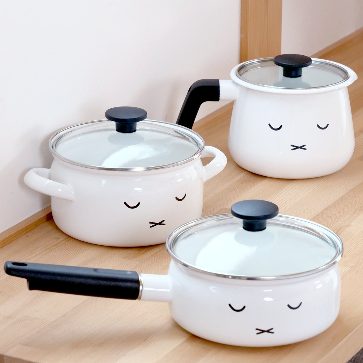 miffyface Series 両手鍋 18cm IH対応 富士ホーロー ミッフィー