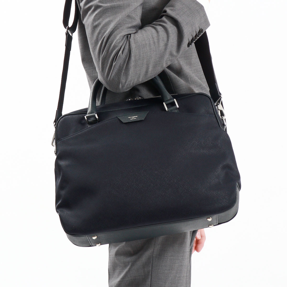 PELLE MORBIDA（ペッレ モルビダ） ケアセット＋選べるノベルティ