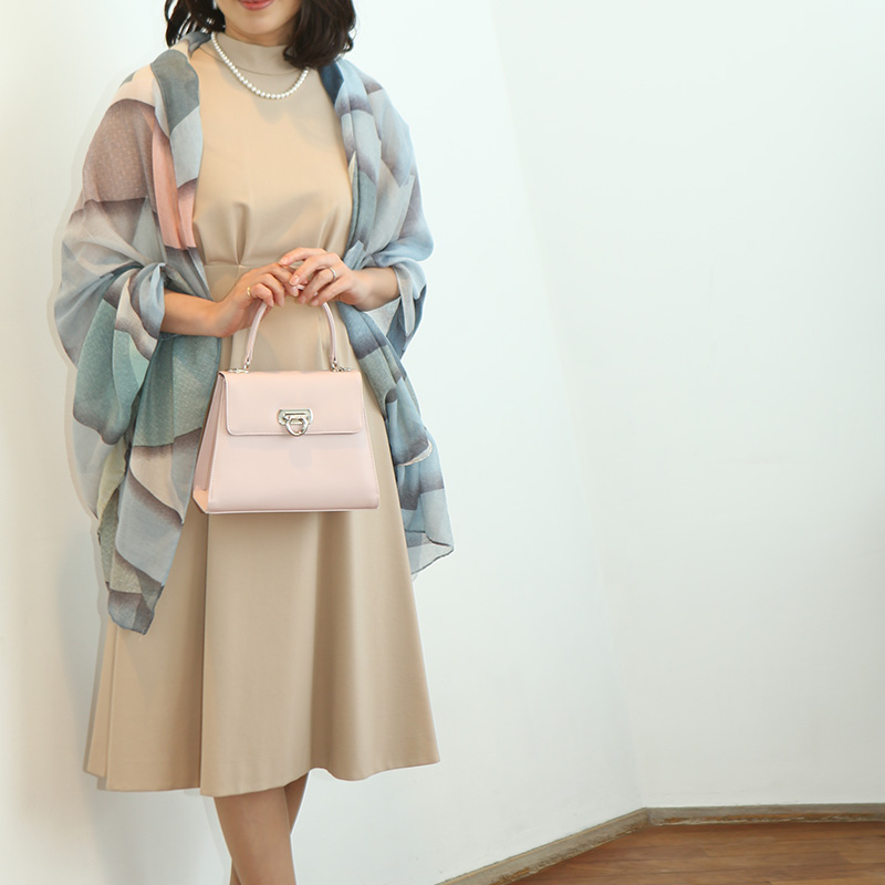 傳濱野 【傳濱野】毎日をワントーン上げる、ハーフフォーマルミニ