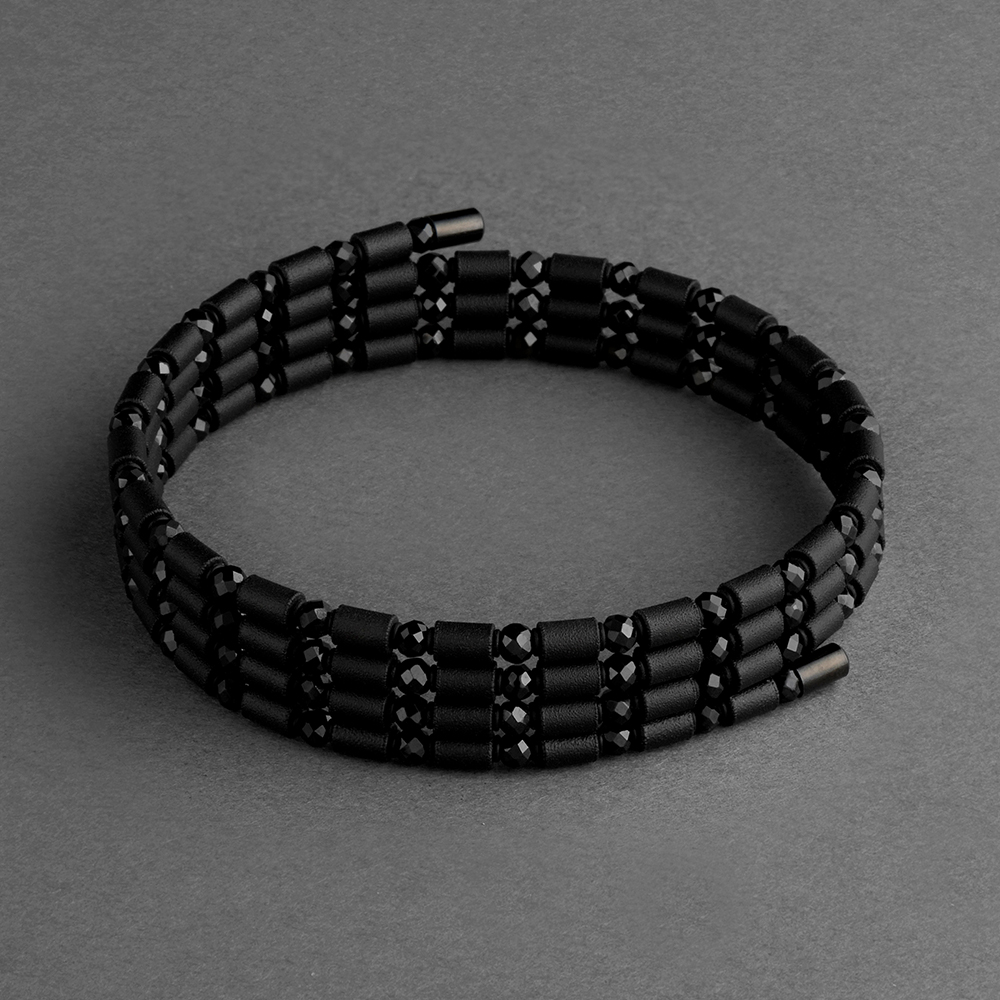 コアフォース ループ ブラックスピネル CFL70 70cm : 磁気ネックレス