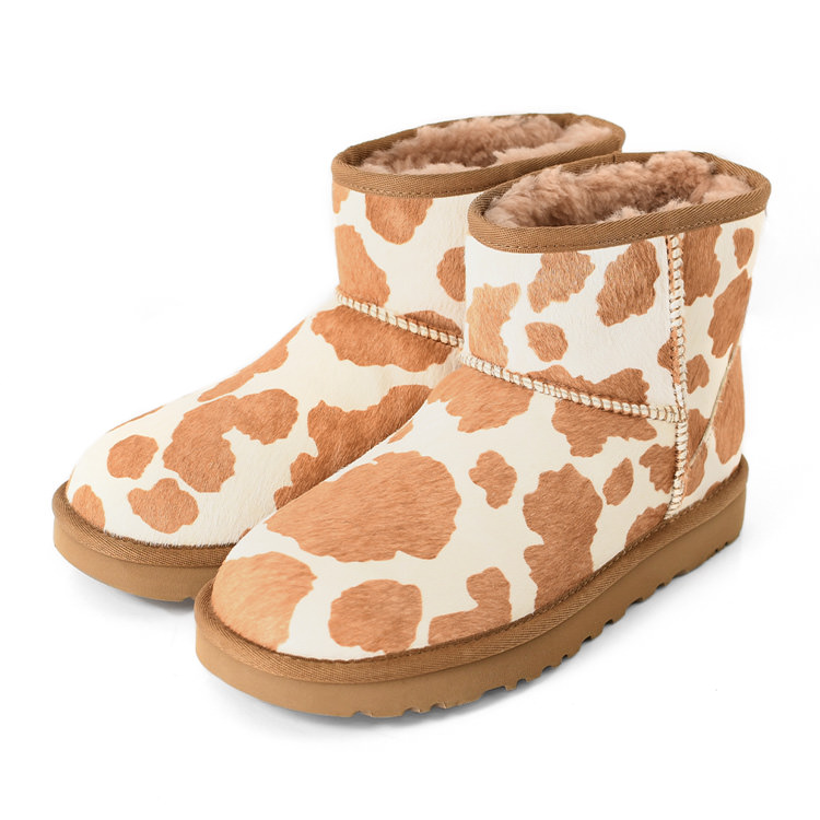 UGG（アグ） ブーツ レディース ムートンブーツ 牛柄 ショートブーツ