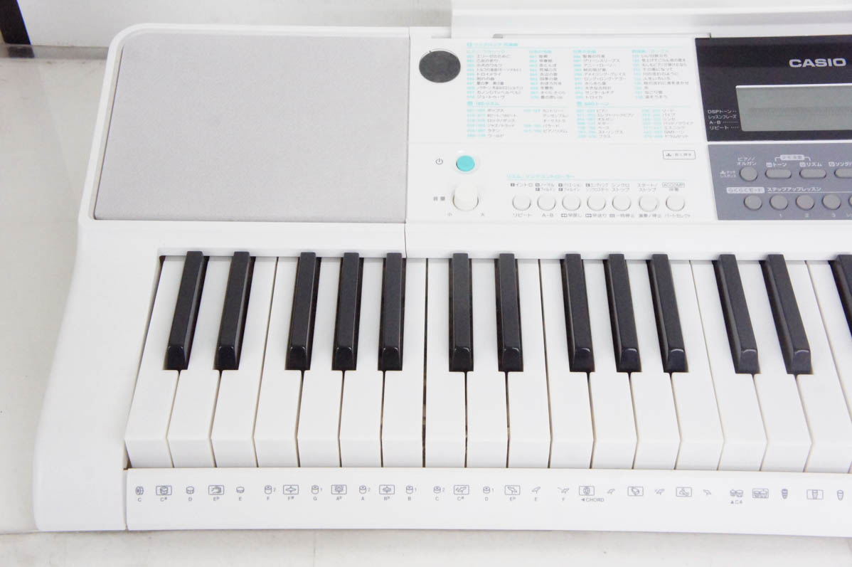 中古 CASIOカシオ 光ナビゲーションキーボード LK-516 電子キーボード