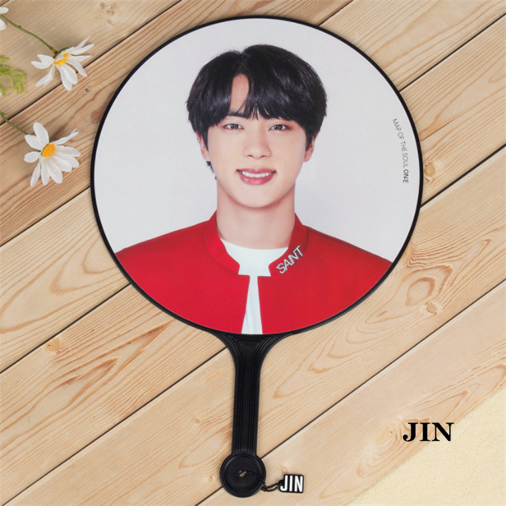 送料無料 BTSグッズ うちわ 団扇 防弾少年団 バンタン BT21 写真 応援