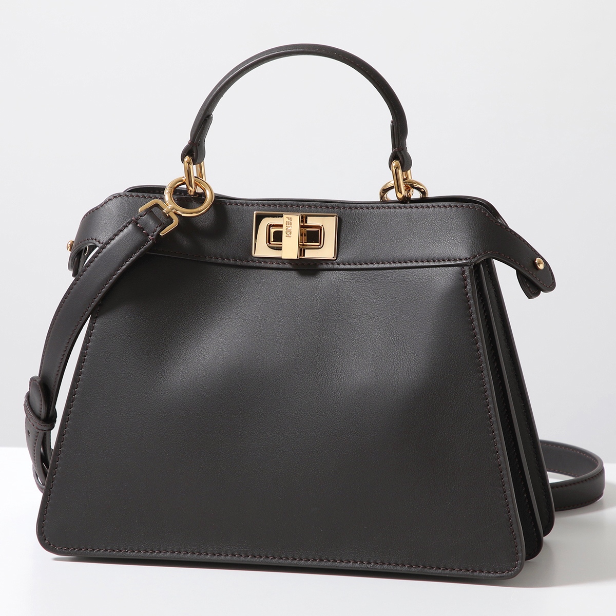 FENDI（フェンディ） ショルダーバッグ PEEKABOO ISeeU SMALL