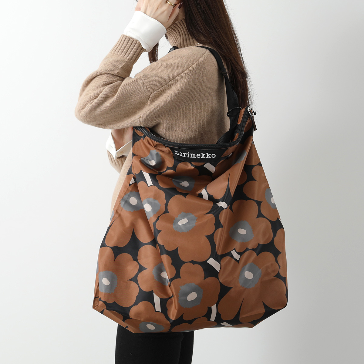 marimekko（マリメッコ） ショルダーバッグ Neat Crossbody Unikko L