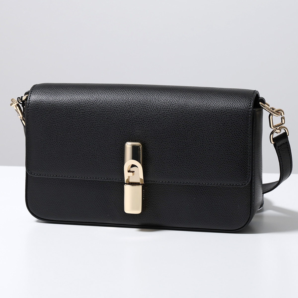 FURLA（フルラ） ショルダーバッグ Iride イリデ クロスボディ S