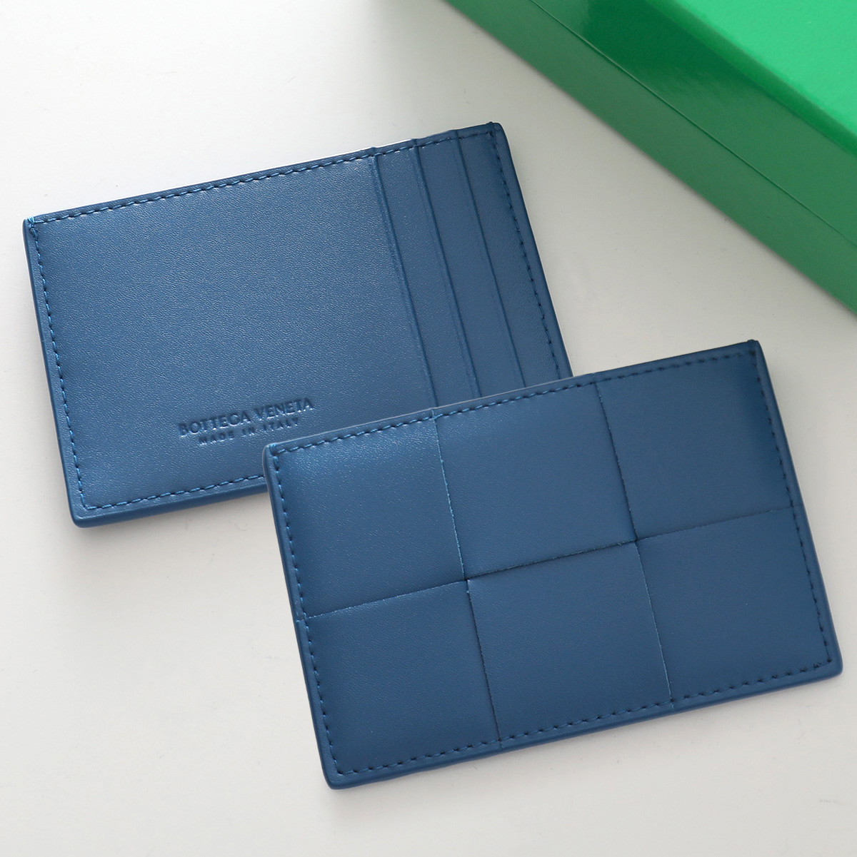 BOTTEGA VENETA（ボッテガ・ヴェネタ） カードケース CASSETTE