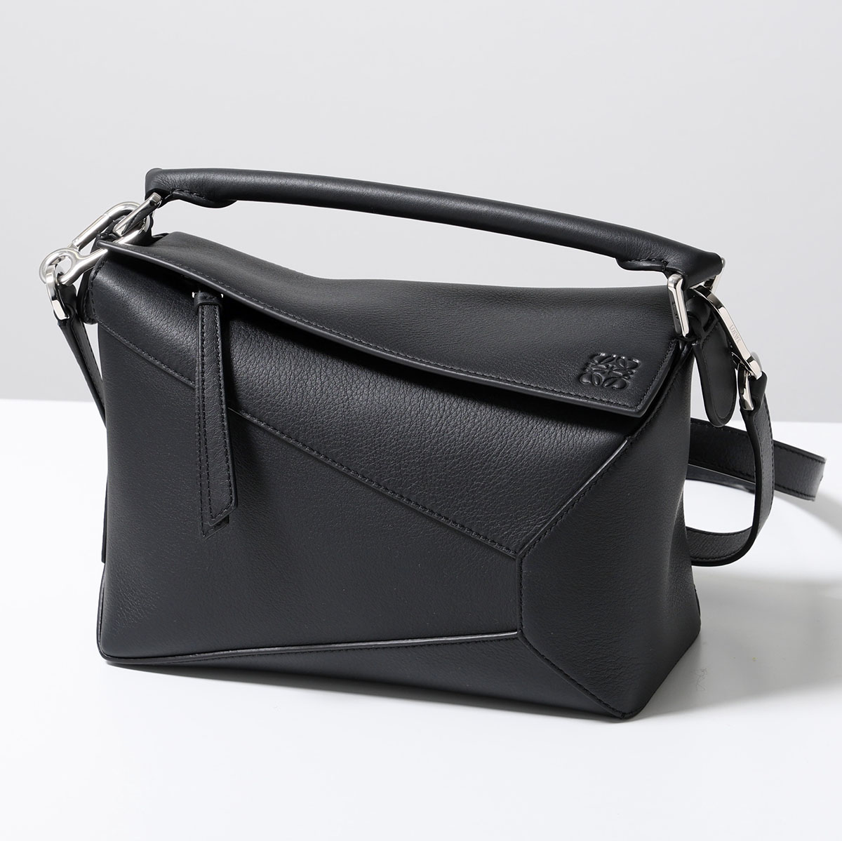 LOEWE（ロエベ） ショルダーバッグ PAZZLE EDGE SMALL パズル エッジ