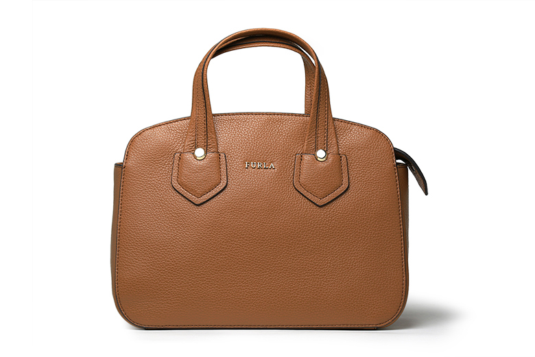 furla-r01.jpg