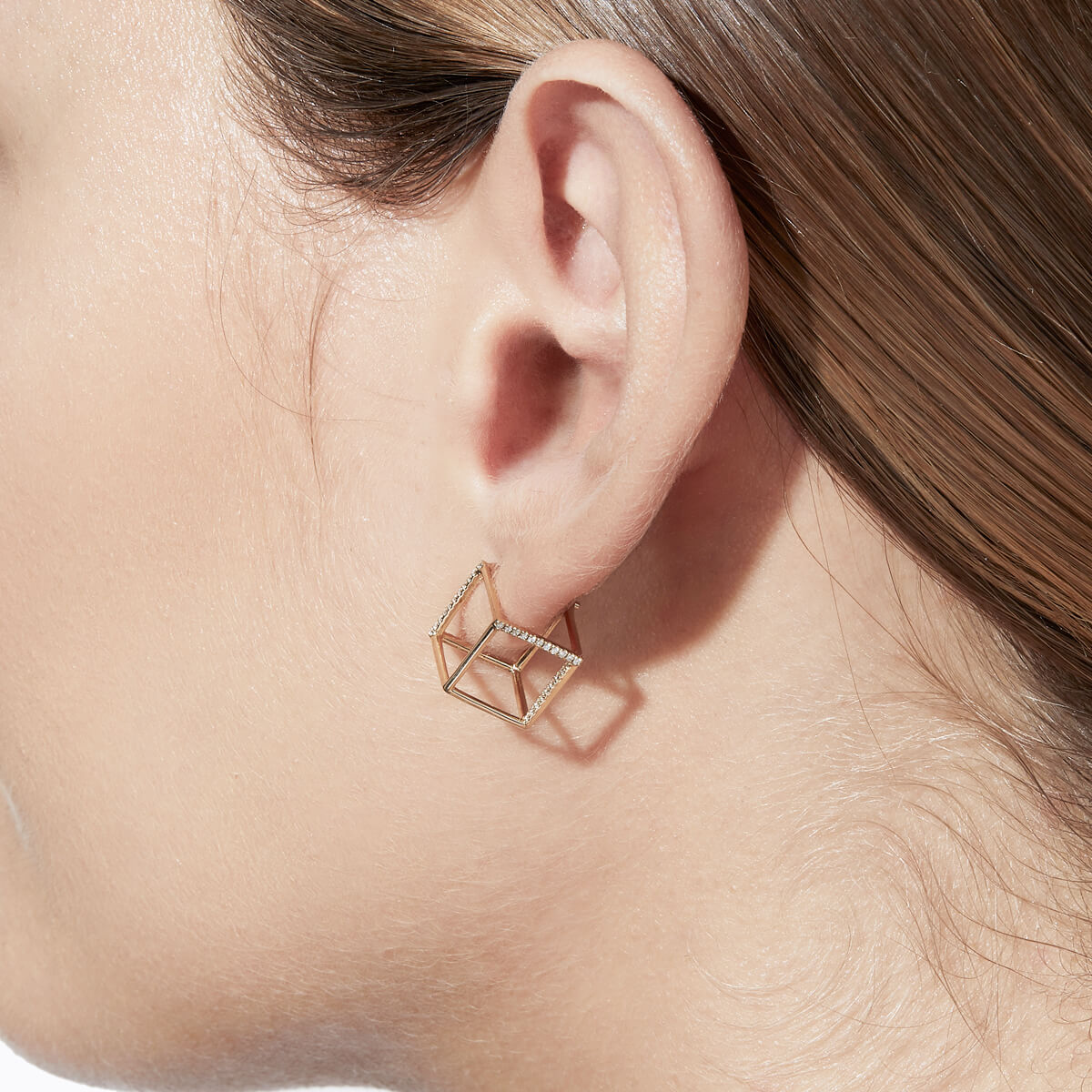 Diamond Square Pierce 10 (02) - SHIHARA