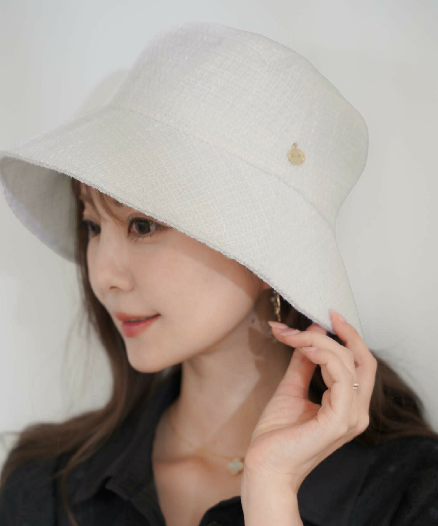 OUTLET-SALE vaniller オリジナル チャーム付き ツイード バケット