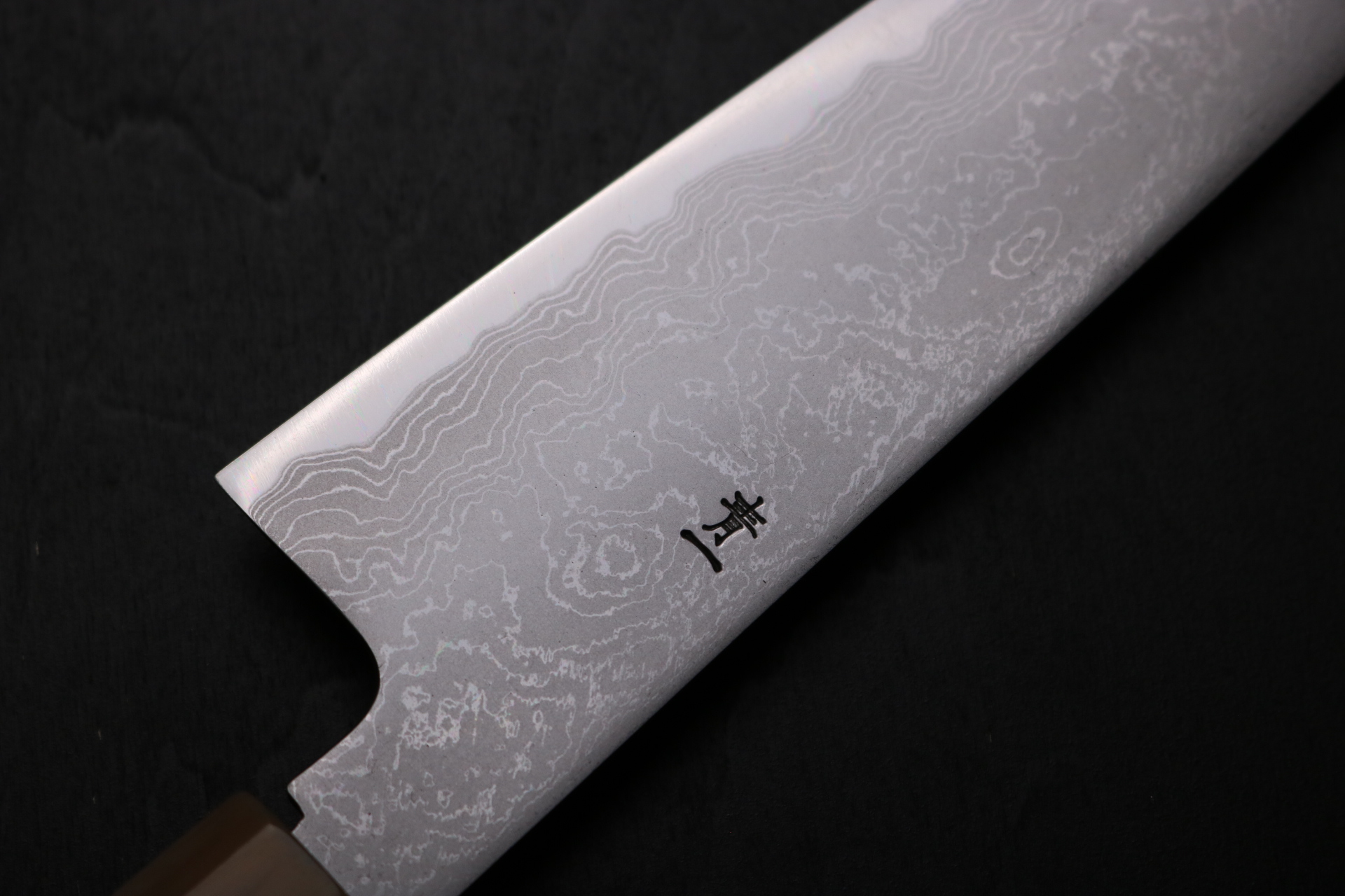 白鷺 牛刀 和包丁 墨流 (ダマスカス) 青一鋼 黒檀八角水牛 7寸