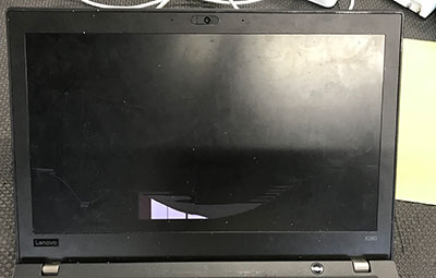 ThinkPad X280の液晶修理 イヤホンを挟んで画面割れ | パソコン修理