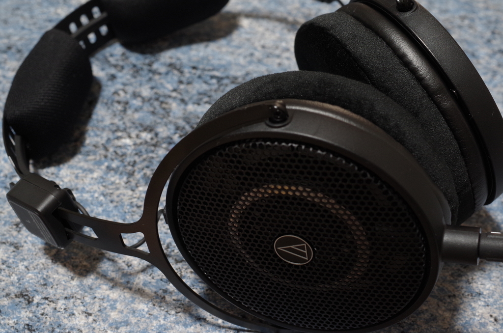 これが開放型モニター オーディオテクニカ ATH-R50x: 弘法よ、筆は選べ