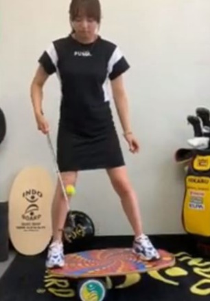 Indo Boardインドボード バランストレーニング