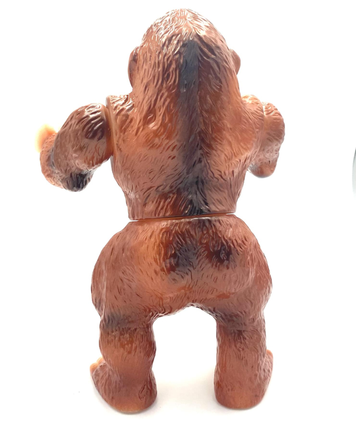 海外ソフビ者からマスターと呼ばれる彩色の「ジャイアントゴリラ450-A