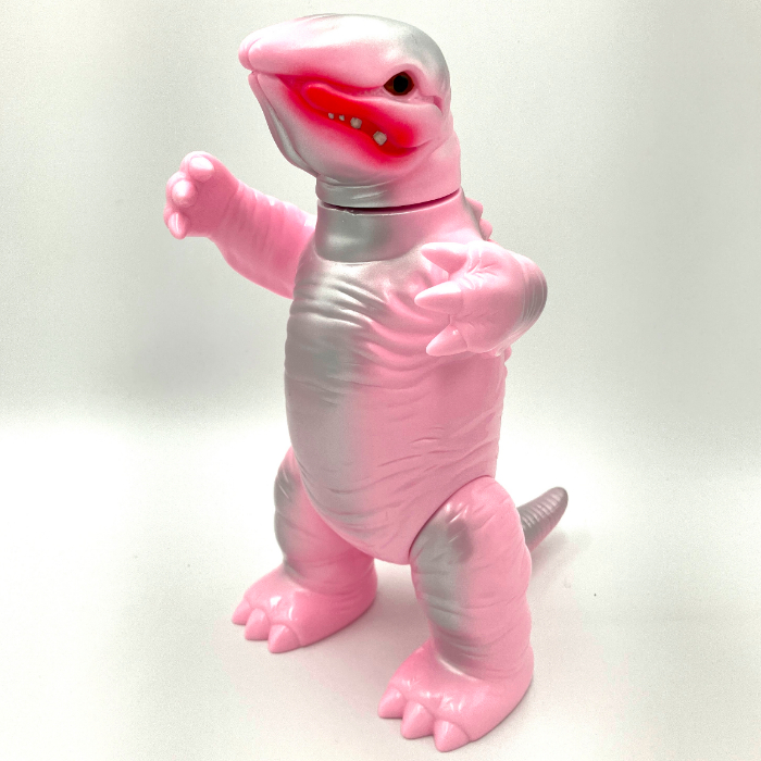 マルサンが「第八回創作ソフビ決起集会」へ参戦！ ツブラヤ＆東宝の