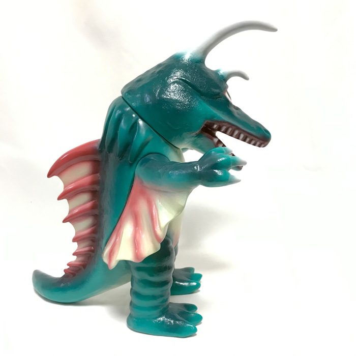 ドリームロケット最新作として『仮面の忍者赤影』から「とかげ怪獣