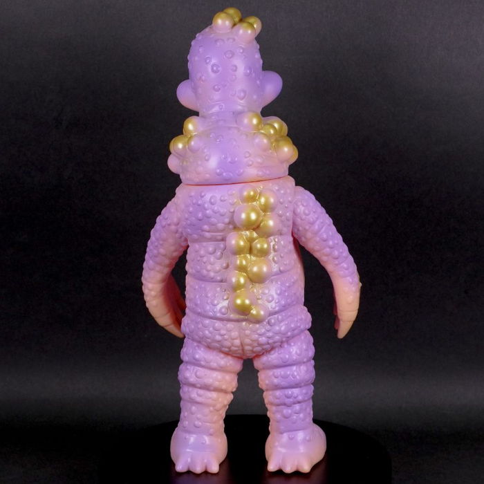 ブルマァクの幻の「ウルトラマンタロウ怪獣」の1体「ライブキング