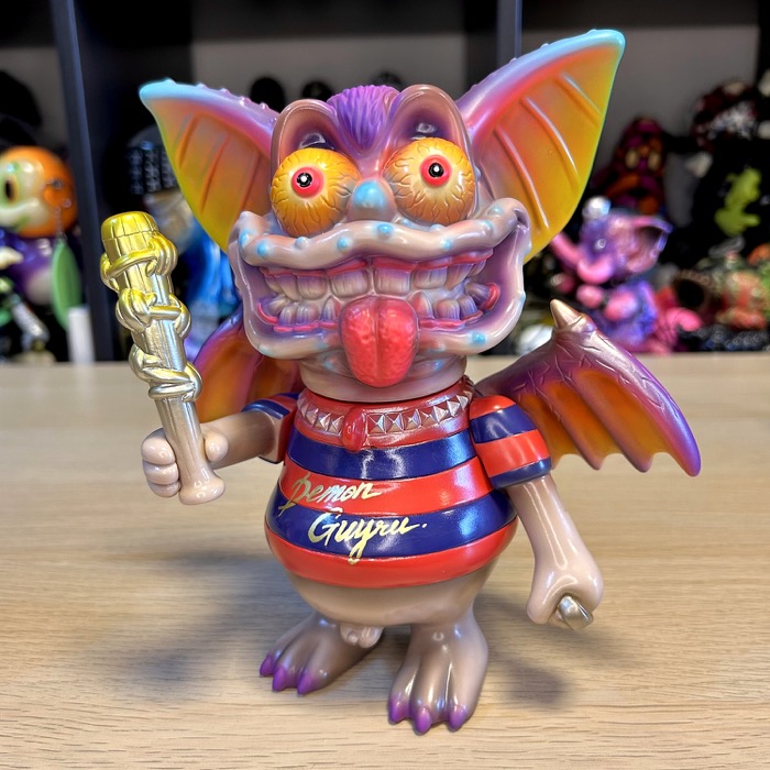 BlackBook Toy・Melo氏の初ソフビ「Demon Guyru」に「OGカラー」登場