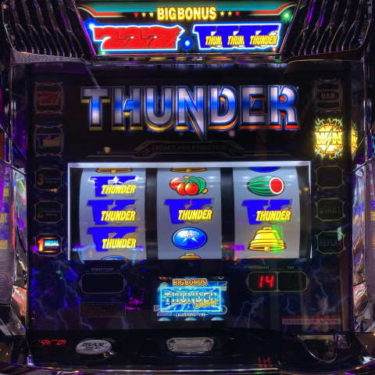 サンダーVライトニング】アクロス待望の6号機！？稲妻はしっかりと