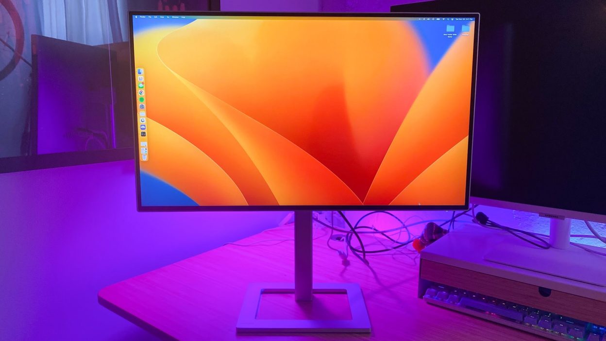 Review: The Philips Creator Series is a splurge-worthy 4K monitor