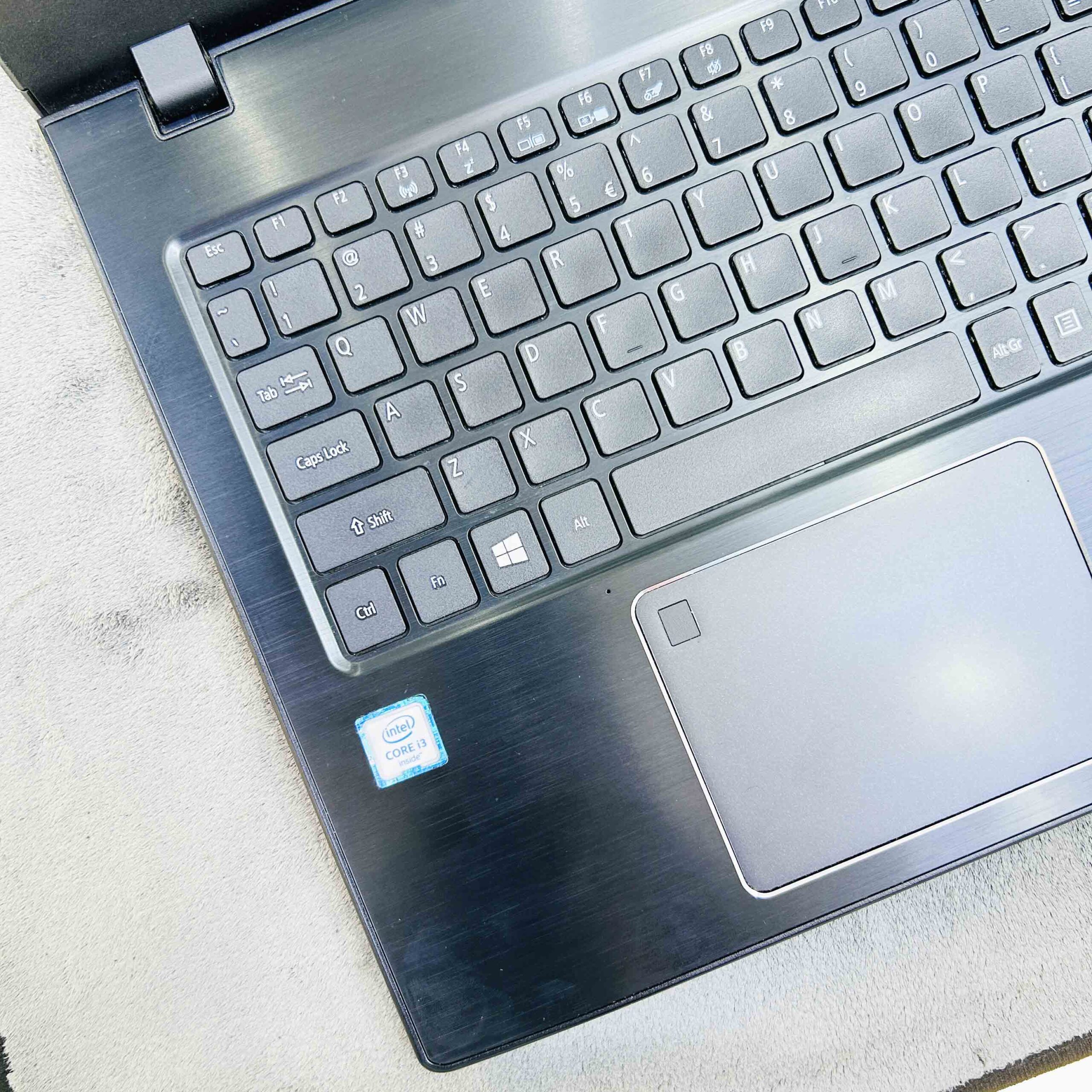 高性能Acer P259 i3-7020U メモリ8GB SSD256GB 高性能☆Acer P259 i3-7020U