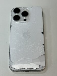 iPhone 16 Pro】背面割れも対応可能です！ | スマホスピタル横浜関内店