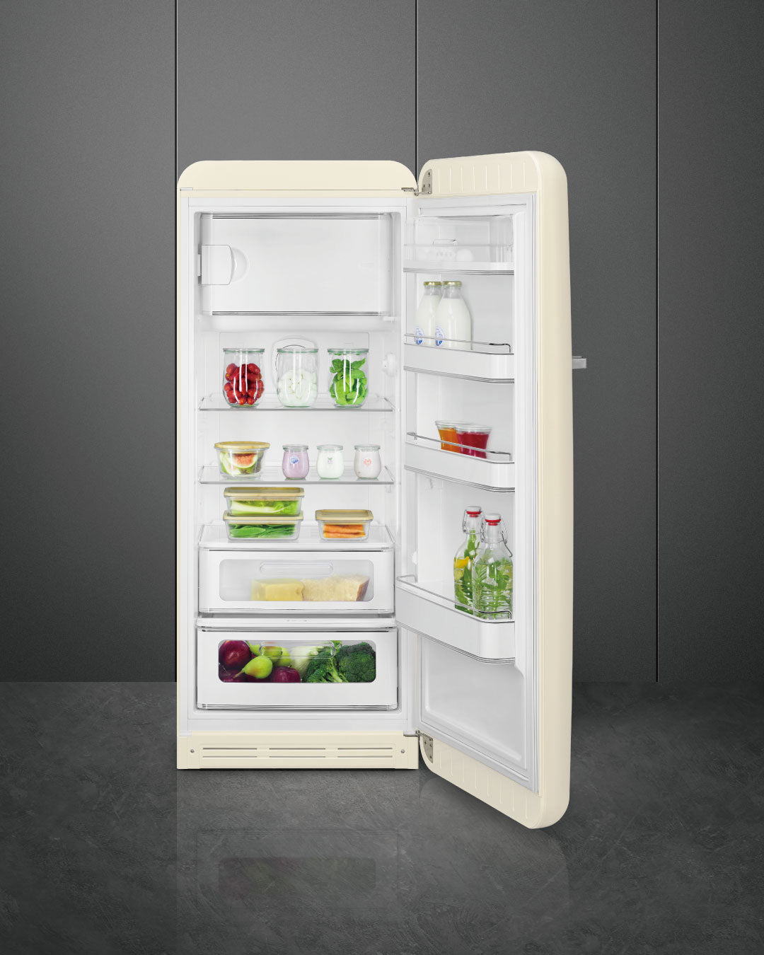 SMEG FAB28(冷蔵庫) Cream(クリーム) | SMEG (スメッグ) 日本総輸入