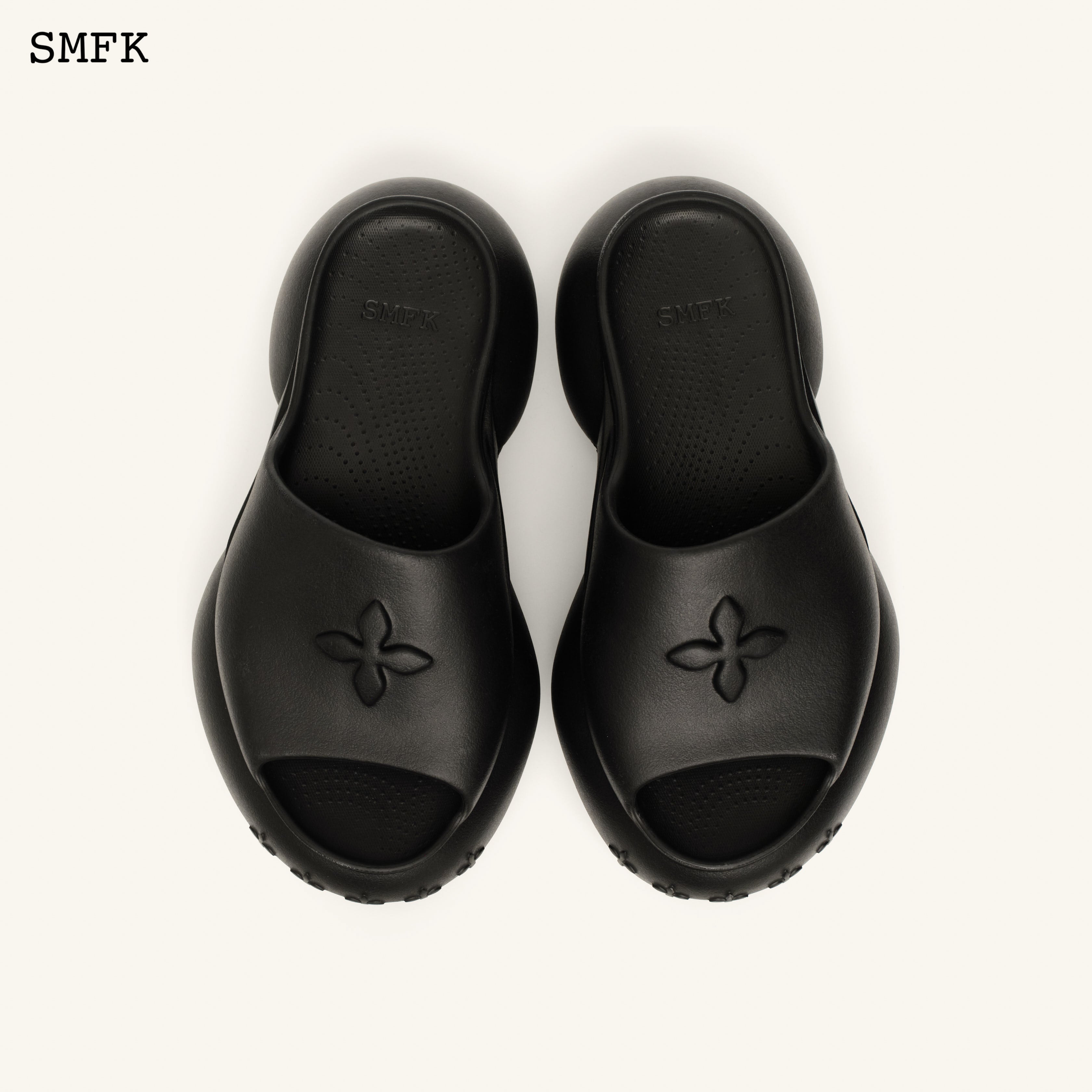 Compass Wave プラットフォーム バンパー サンダル ブラック – SMFK