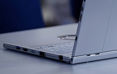 パナソニック、世界最軽量2in1タブレットPC「レッツノート CF-XZ6