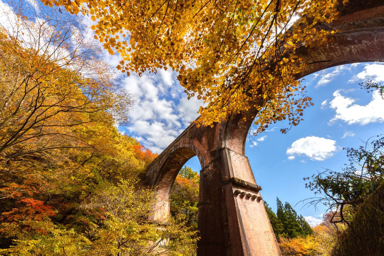 碓氷第3橋梁(めがね橋)の紅葉情報【2025】 - ウェザーニュース