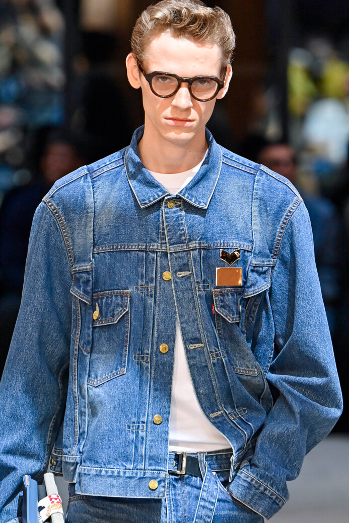 Levi's x sacai 2025SSコレクションに登場 – SNEAKER HACK