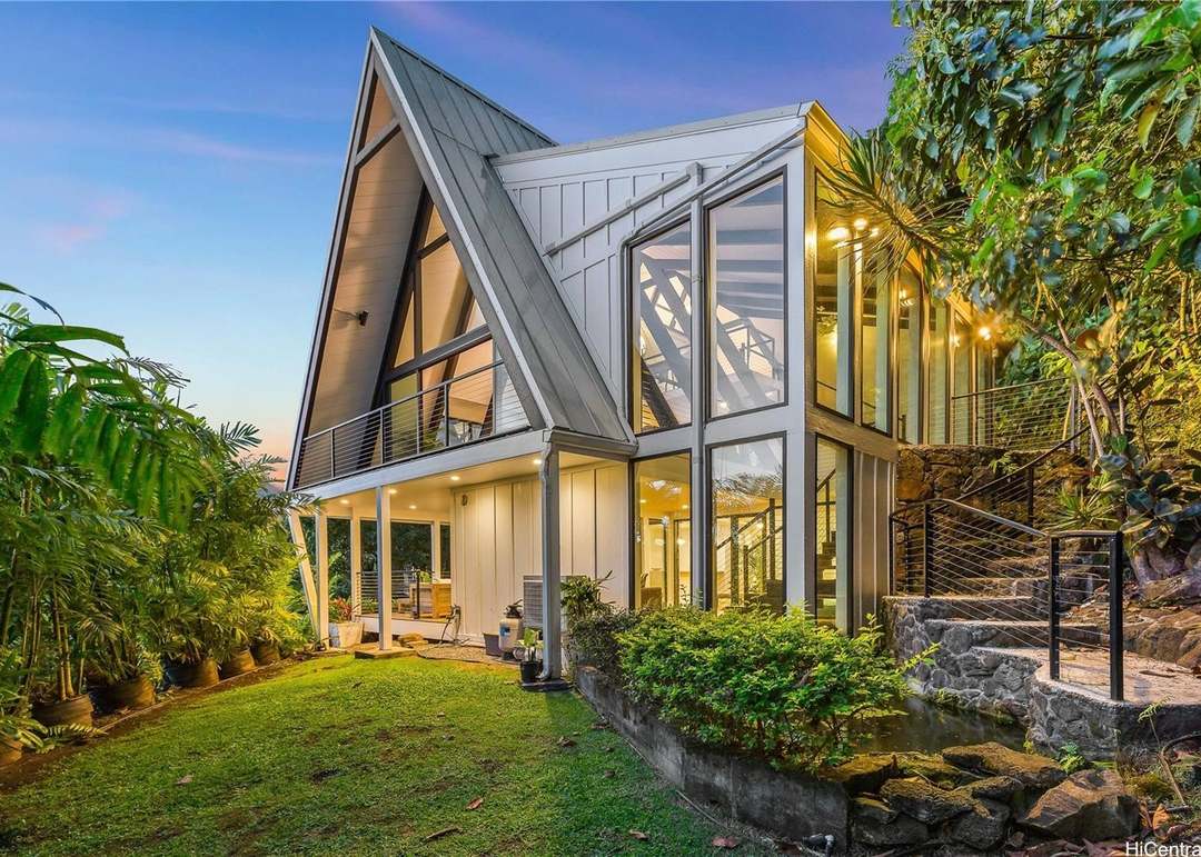 3285 Beaumont Woods Pl #9, Honolulu, HI 96822 | Redfin