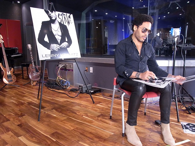 LENNY KRAVITZ レニークラヴィッツ⭐︎直筆サイン レア レニー クラヴィッツ 直筆 サイン CD lenny kravitz - メルカリ