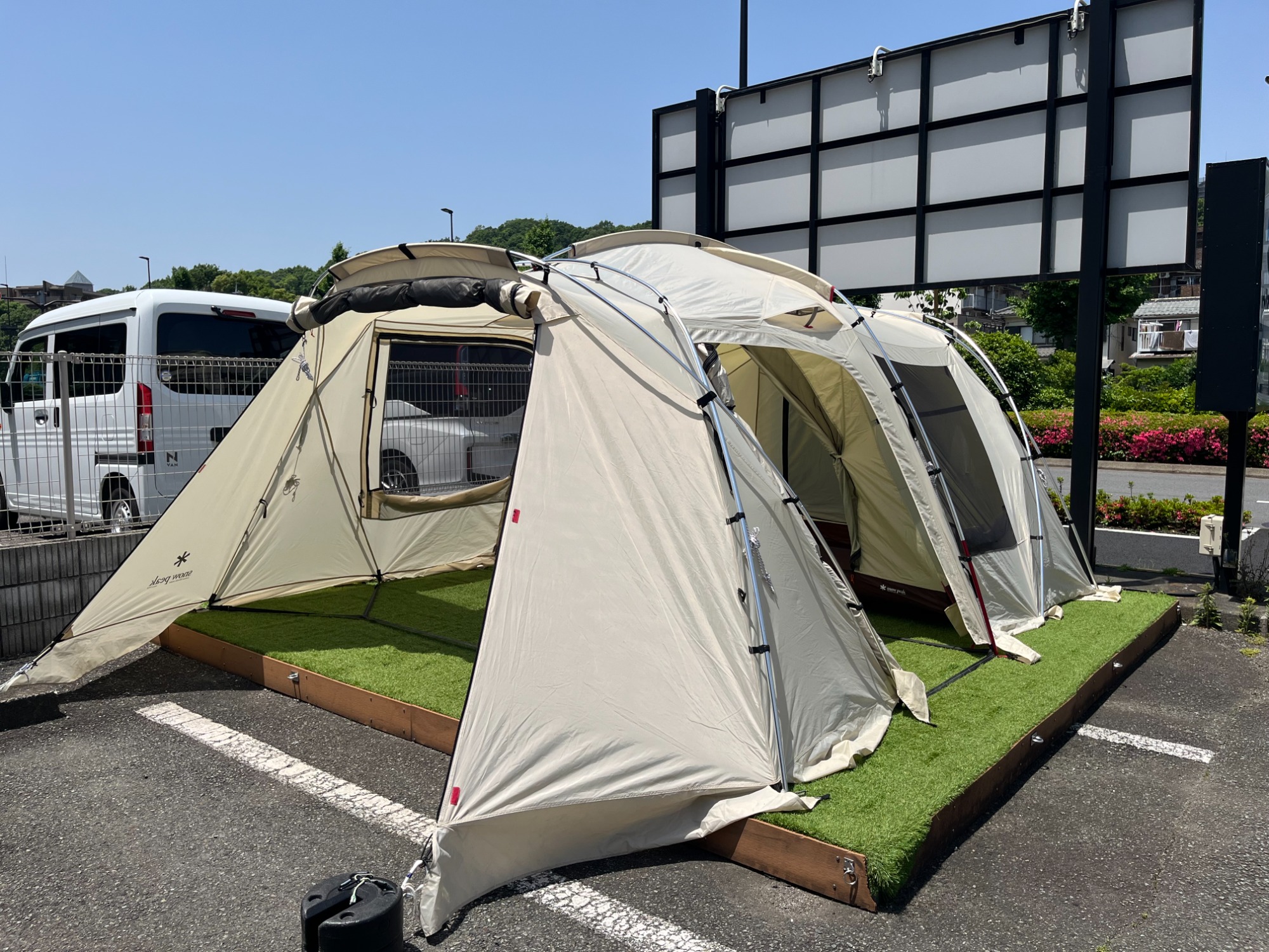 あの定番モデルをリサイズ！スノーピークのランドロックMアイボリー