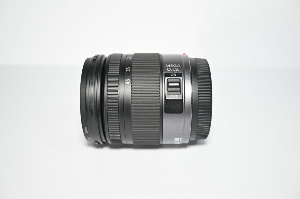 Panasonic LUMIX G VARIO 14-45mm F3.5-5.6 ASPH. MEGA O.I.S.