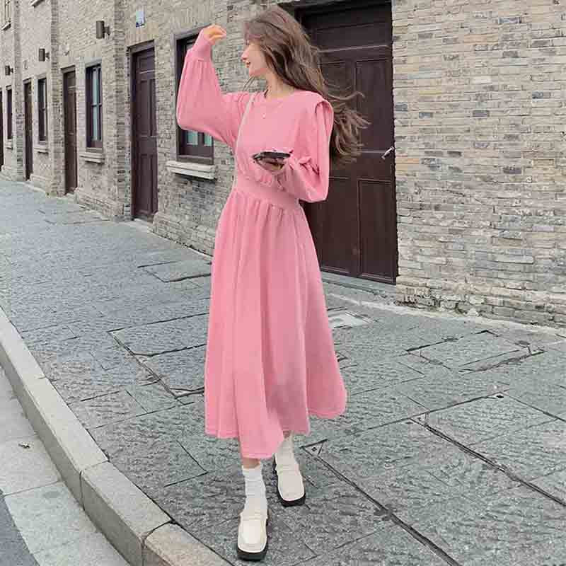 ピンクスウェット長袖Aラインワンピース（ピンク）春 春の訪れを感じる