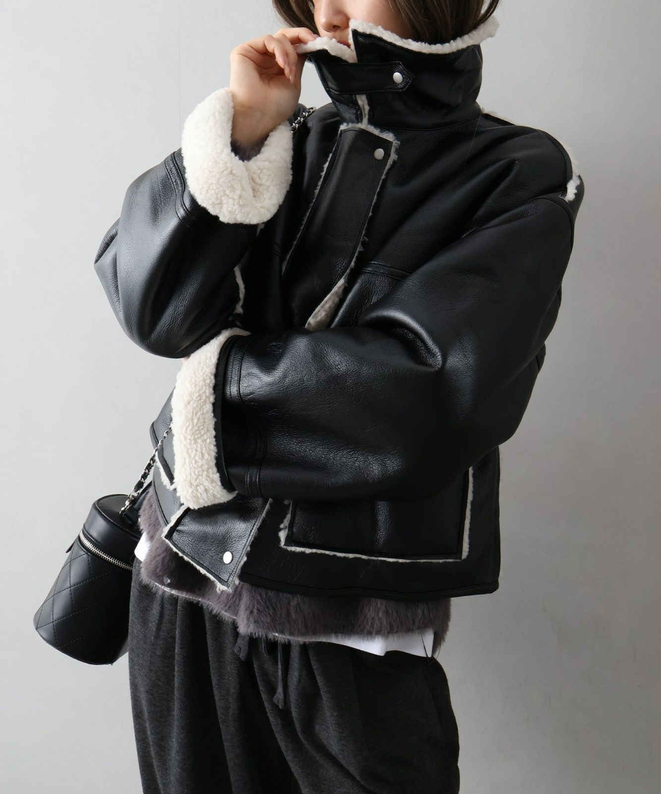 andrea&co. フェイクレザーボアブルゾン ブラック AUBREY andrea&co