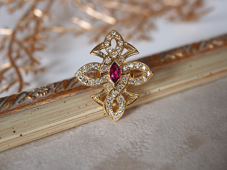 K18ルビーピンブローチ0.33ct